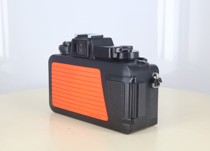 【中古】(ニコン) Nikon ニコノス(35/2.5) 中古】(ニコン) Nikon ニコノスV+35/2.5｜ナニワグループオンライン