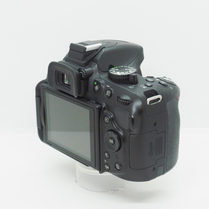 yÁz(jR) Nikon D5200 {fB ubN