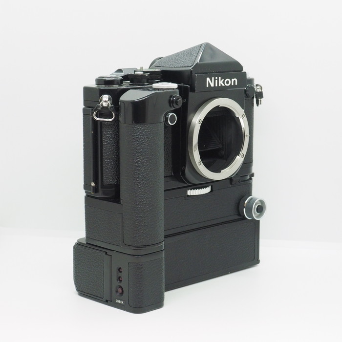 yÁz(jR) Nikon F2ACxubN