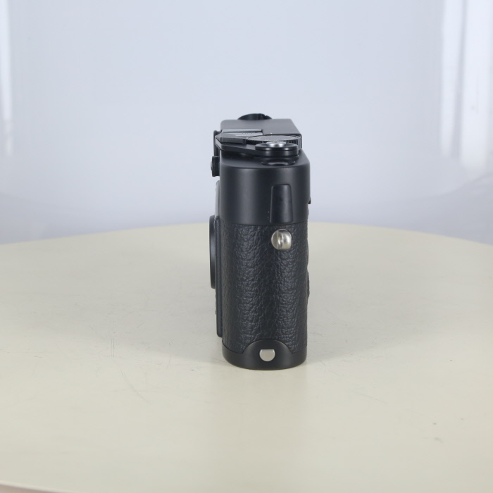 中古】(ライカ) Leica M6 TTL 0.72 BK｜ナニワグループオンライン