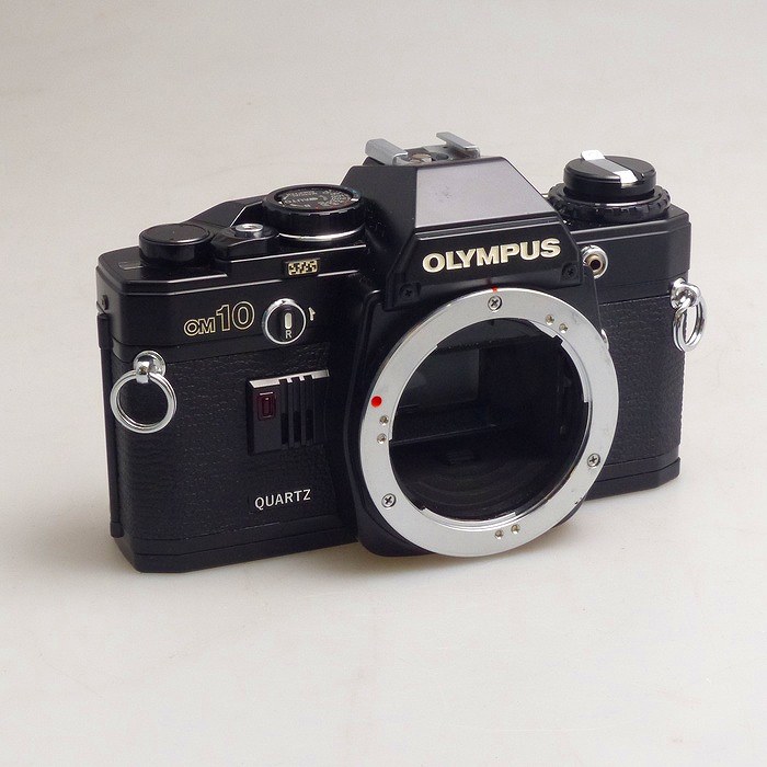 OLYMPUS OM10 quartz 実動 レンズ付き 中古】(オリンパス) OLYMPUS OM10 QUARTZ｜ナニワグループオンライン