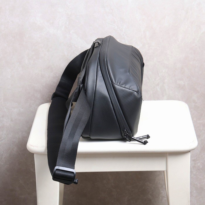 中古】NOMATIC McKinnon Camera Sling 8L｜ナニワグループオンライン