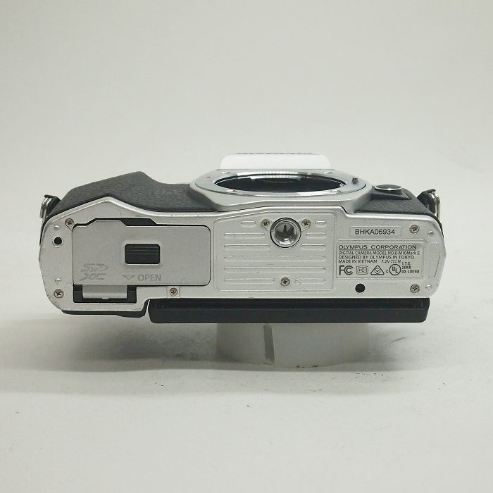 中古】(オリンパス) OLYMPUS OM-D E-M10 MarkII シルバー 中古