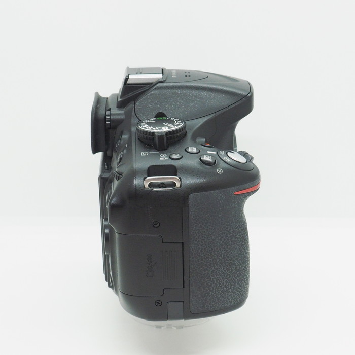 中古】(ニコン) Nikon D5200 ボディ ブラック｜ナニワグループ
