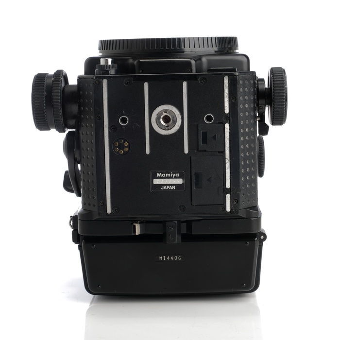 中古】(マミヤ) Mamiya RZ67 PROII+120フィルムホルダー|ナニワ 中古】(マミヤ) Mamiya RZ67 PROII+120フィルムホルダー|ナニワ