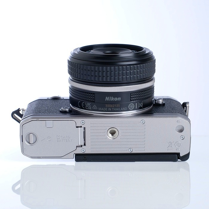 【中古】(ニコン) Nikon Zfc 28/2.8 SPECIAL EDITIONキツト シルバー 中古】(ニコン) Nikon Zfc 28/2.8 SPECIAL EDITIONキツト シルバー