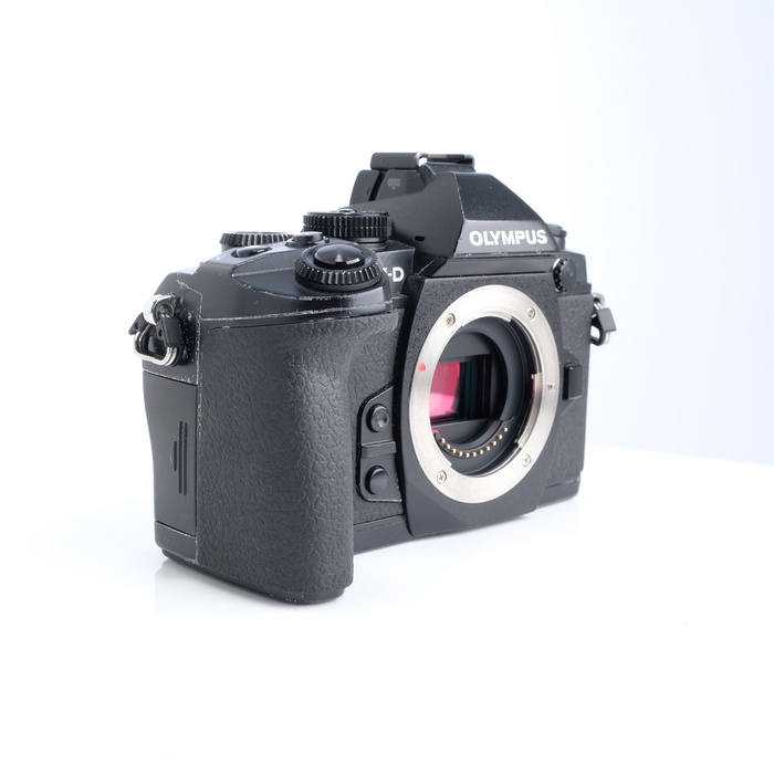 中古】(オリンパス) OLYMPUS OM-D E-M1 ブラツク｜ナニワグループ