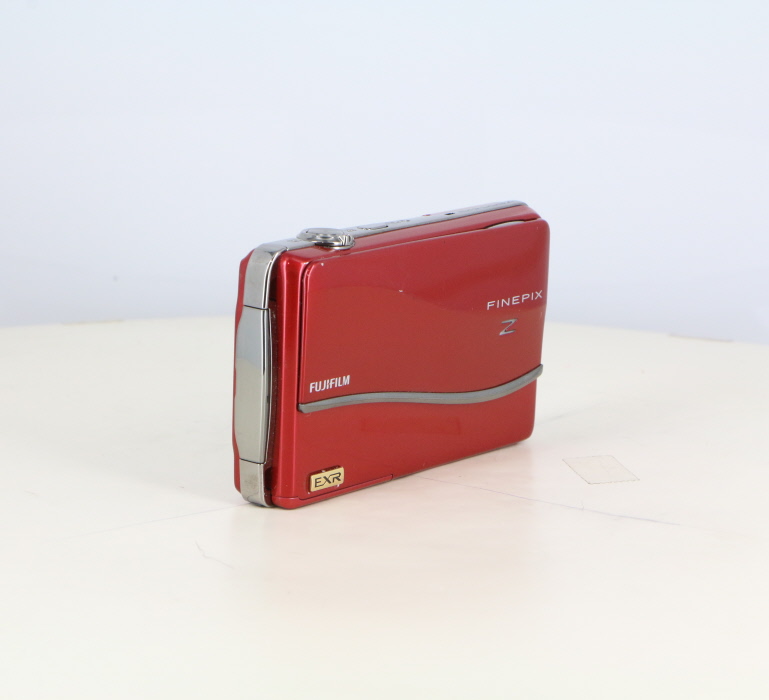 中古】(フジフイルム) FUJIFILM FinePix Z800EXR レッド｜ナニワ