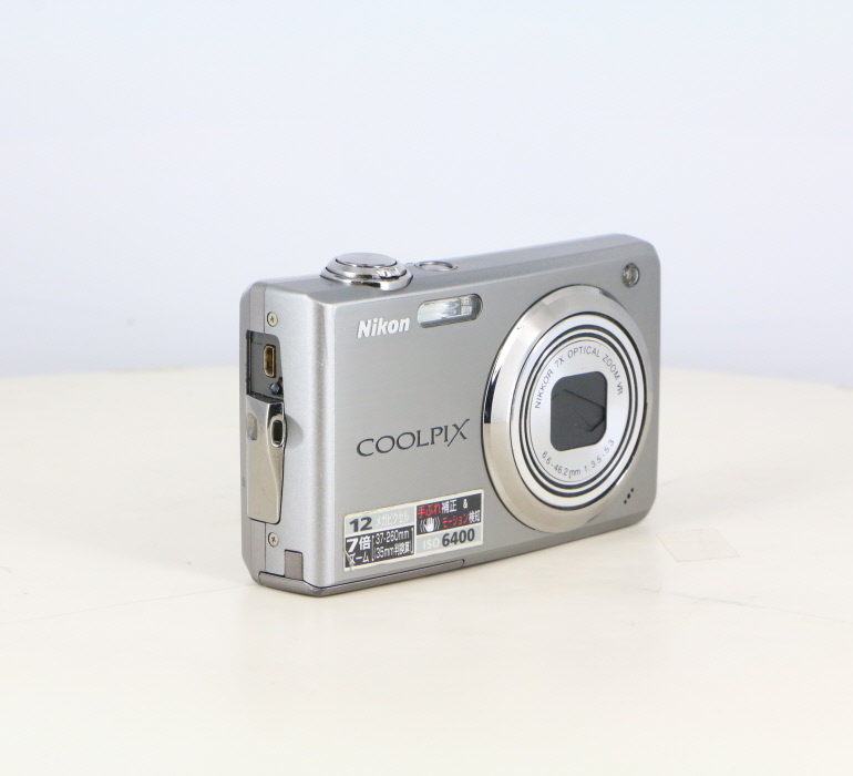 中古】(ニコン) Nikon COOLPIX S630 シルバー｜ナニワグループ