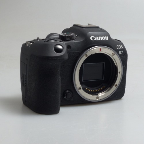 yÁz(Lm) Canon EOS R7 {fC