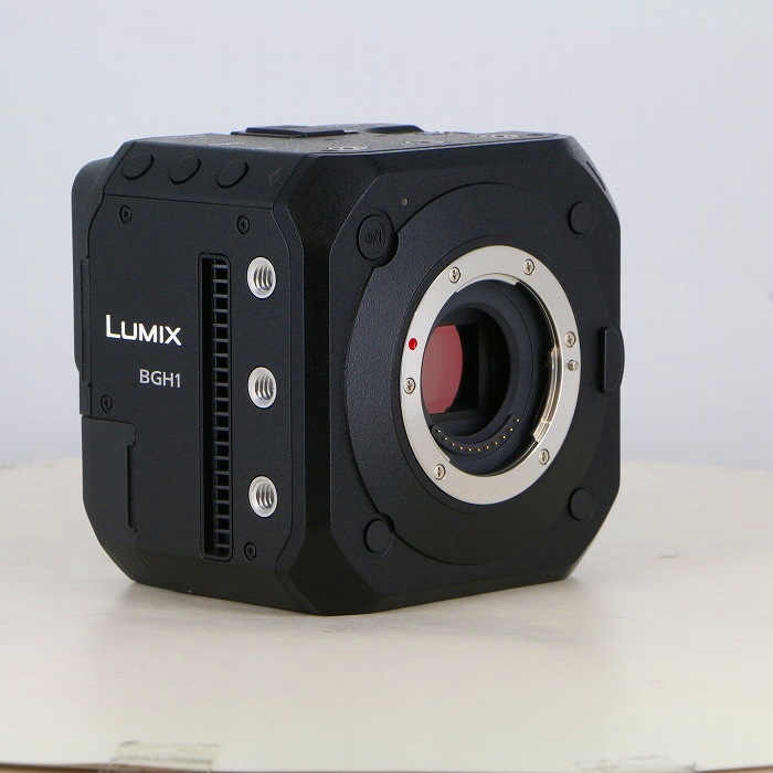 美品 Panasonic LUMIX DC-BGH1 業務用ビデオカメラ本体 楽天市場】【中古】 《良品》 Panasonic LUMIX DC-BGH1