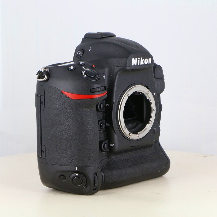 中古】(ニコン) Nikon D5 ボデイ(XQD-TYPE)｜ナニワグループオンライン