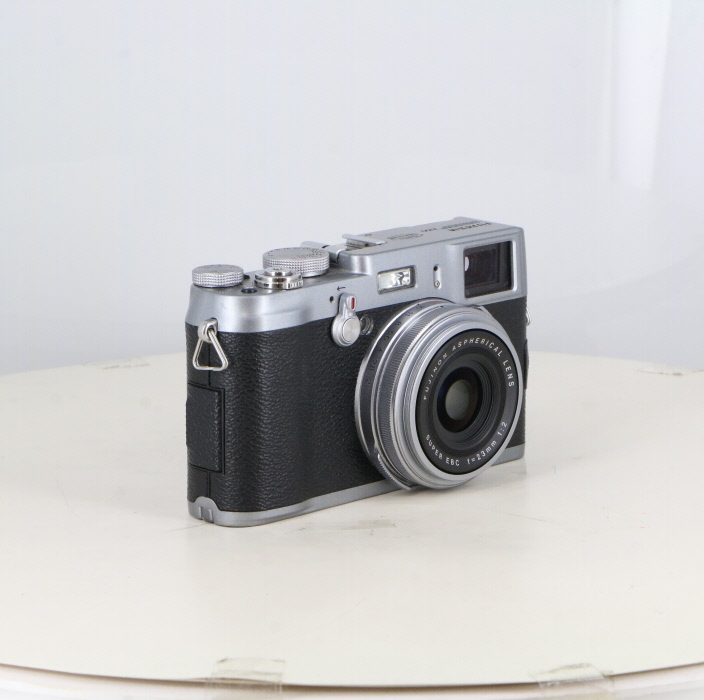 Fujifilm フジフイルム FinePix x100 Amazon | FUJIFILM デジタルカメラ FinePix X100 ブラック 1230万画素