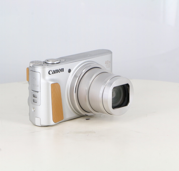中古(キヤノン) Canon POWERSHOT SX740HS シルバー|ナニワグループ 中古(キヤノン) Canon POWERSHOT SX740HS シルバー|ナニワグループ