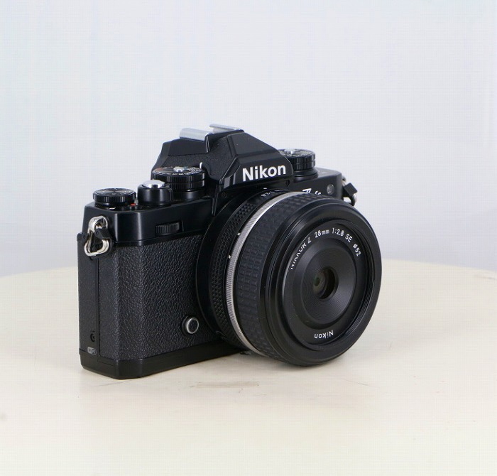 中古】(ニコン) Nikon Z fc 28/2.8 SPECIAL EDITIONキット ブラック