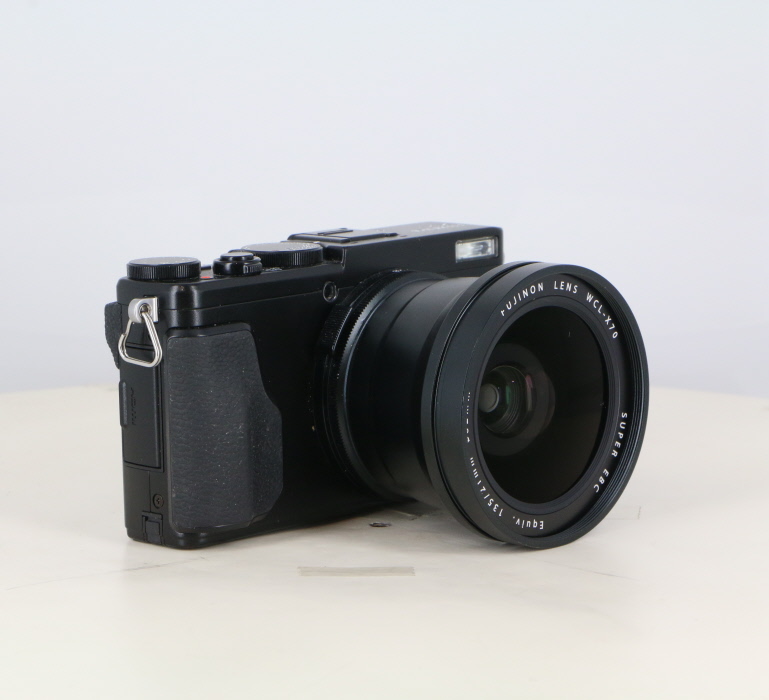 中古】(フジフイルム) FUJIFILM X70 ブラック+WCL-X70｜ナニワグループ