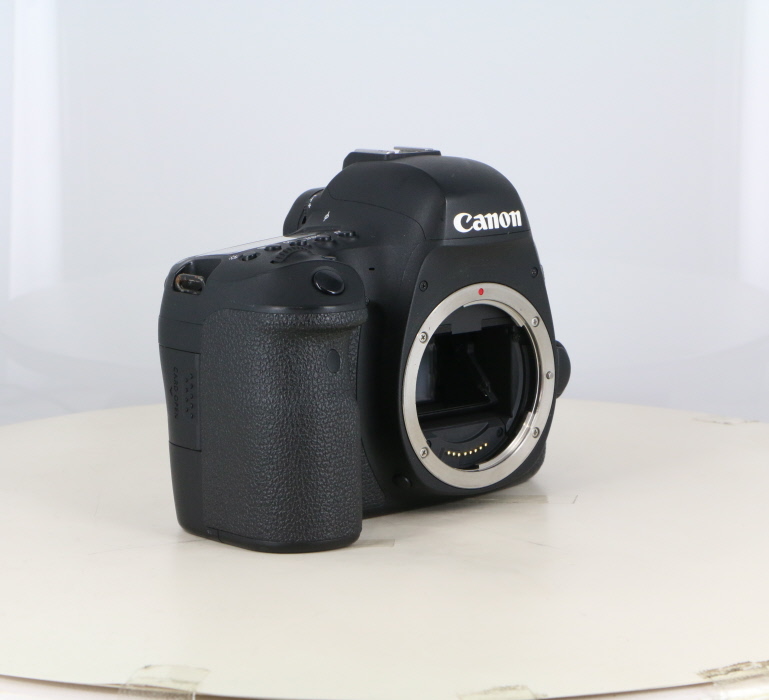 中古】(キヤノン) Canon EOS6D MarkII ボディ｜ナニワグループ