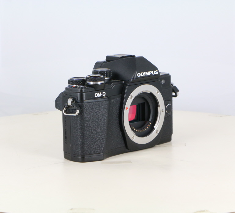 中古】(オリンパス) OLYMPUS OM-D E-M10 MarkII ボデイ ブラツク