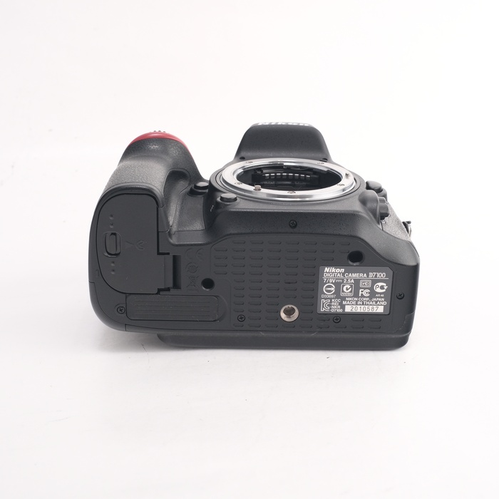 中古】(ニコン) Nikon D7100 ボディ｜ナニワグループオンライン