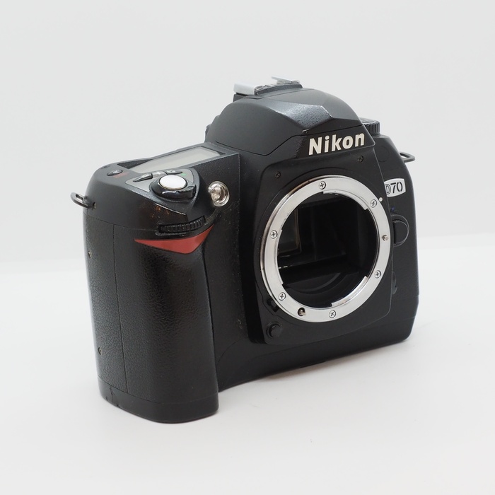 ✨️最終在庫処分✨Nikon D70✨CCD人気機 即購入OK 動作◎ 中古】(ニコン) Nikon D70｜ナニワグループオンライン｜2222050265033
