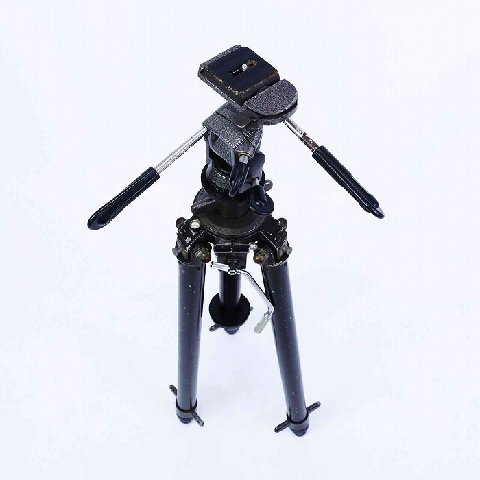 中古】(ジッツオ) GITZO 5型3段三脚+G1372雲台|ナニワグループ 中古】(ジッツオ) GITZO 5型3段三脚+G1372雲台|ナニワグループ