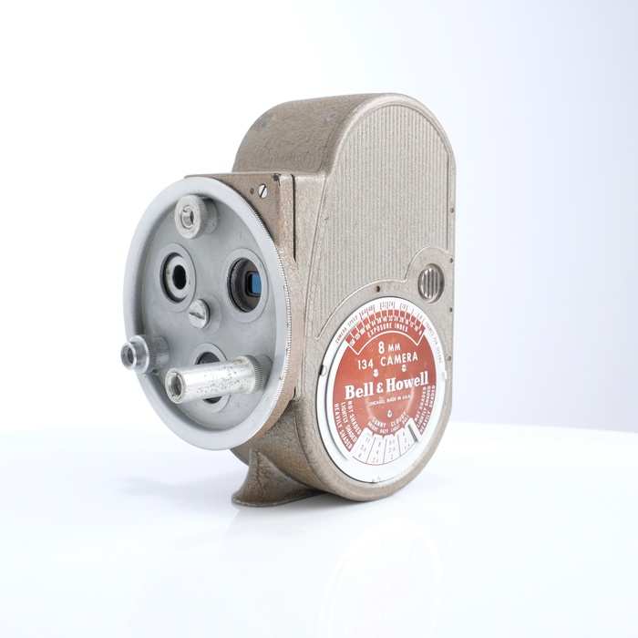 中古】(ベルアンドハウウェル) BELL&HOWELL 8mm 134カメラ｜ナニワ
