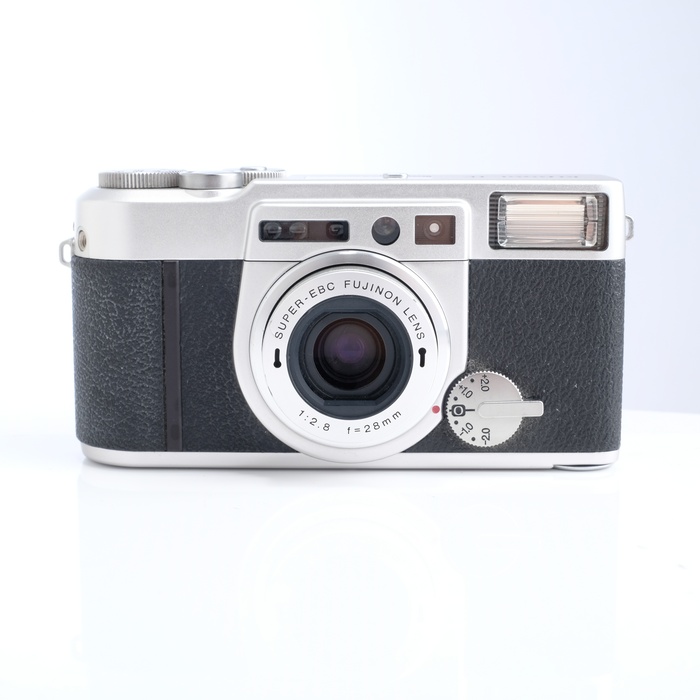 中古】(フジフイルム) FUJIFILM KLASSE W シルバーの口コミ一覧