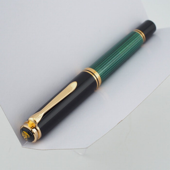 筆記具の種類万年筆【美品】Pelikan SOUVERAN M800 グリーンストライプ