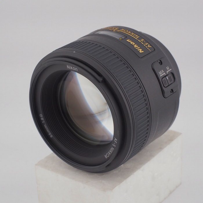 AF-S NIKKOR 85mm f/1.8G 中古価格比較 - 価格.com