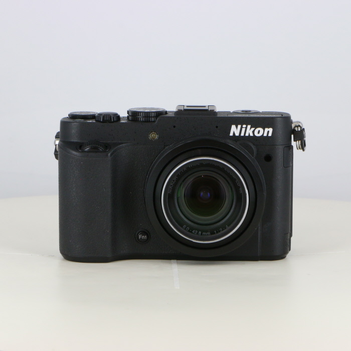 Nikon COOLPIX P7700