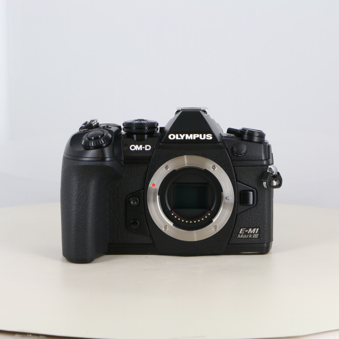 中古】(オリンパス) OLYMPUS OM-D E-M1 Mark III ボデイ ブラック: 【中古】デジタルカメラ  カメラの買取・下取・販売はナニワグループオンラインへお任せください｜品揃え最大級！カメラ専門店の通販サイト