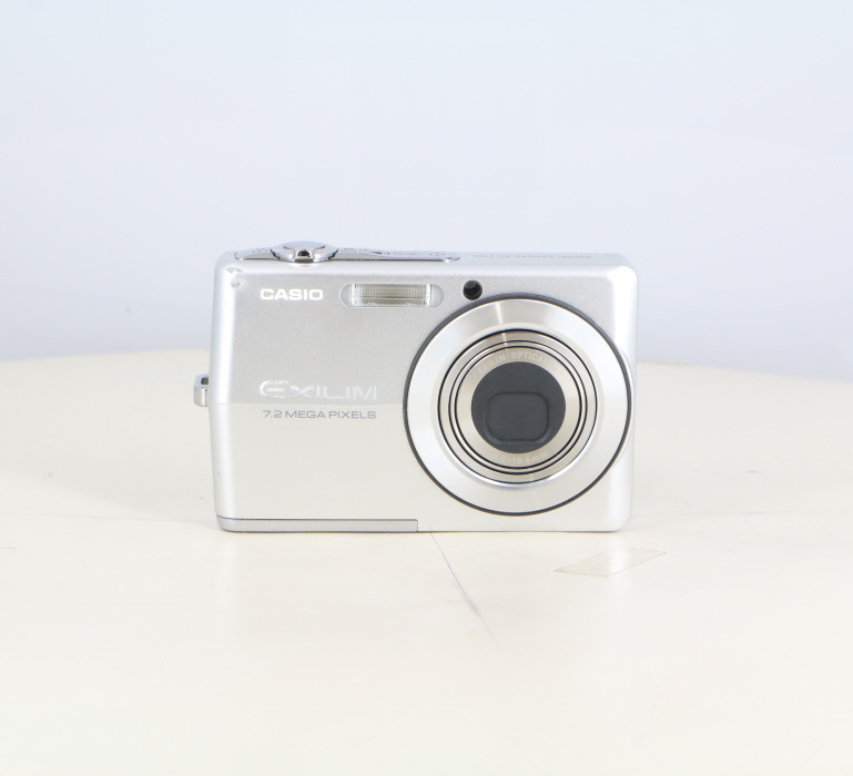 中古】(カシオ) Casio EX-Z700 シルバー｜ナニワグループオンライン