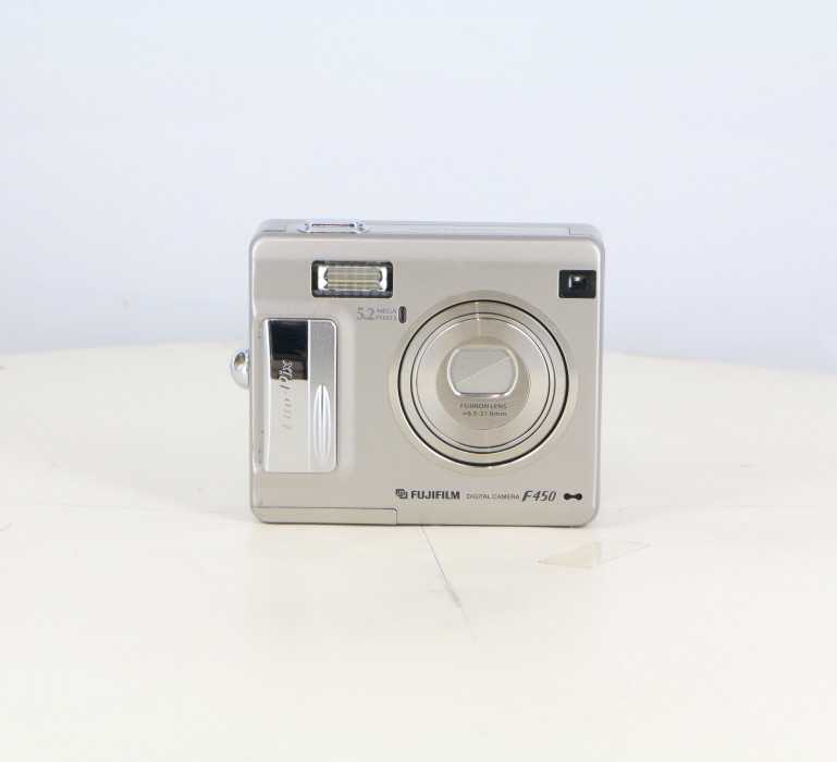 FUJIFILM Finepix F450 フジフィルム 中古カメラ 中古】(フジフイルム) FUJIFILM FinePix F450｜ナニワグループ