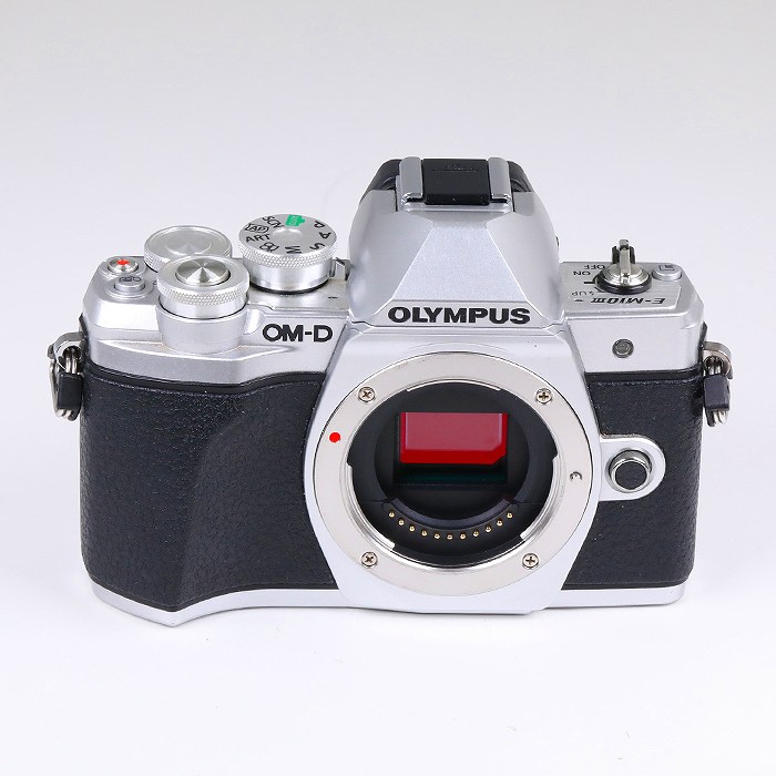 中古 オリンパス Olympus Om D E M10 Mark Iii シルバー ナニワグループオンライン