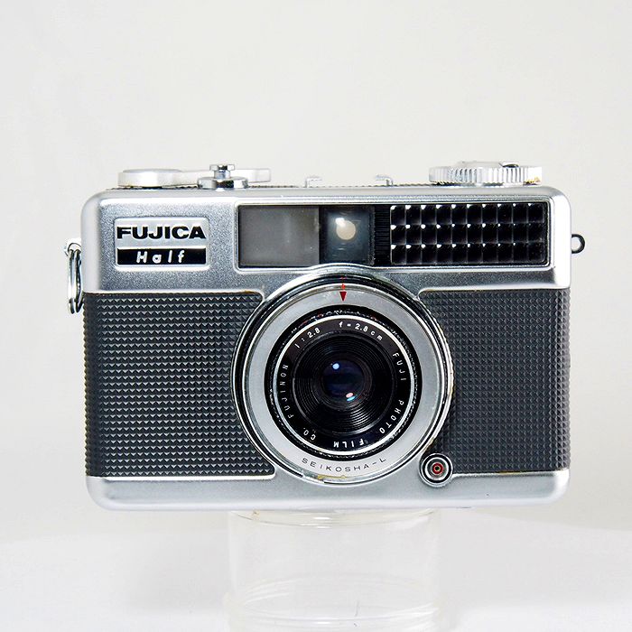FUJI Fujica Half 1.9 ジャンク Fujica Half Frame 1.9 35mm Film Camera - *OUTLET* — South West