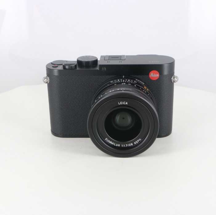 buy used leica q