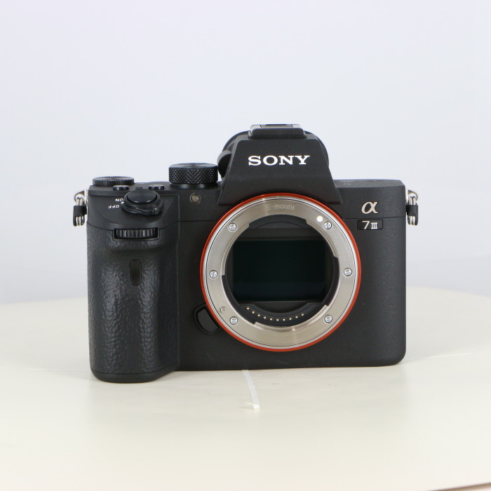 SONY α7 III ボディ ILCE-7M3 - ミラーレス一眼