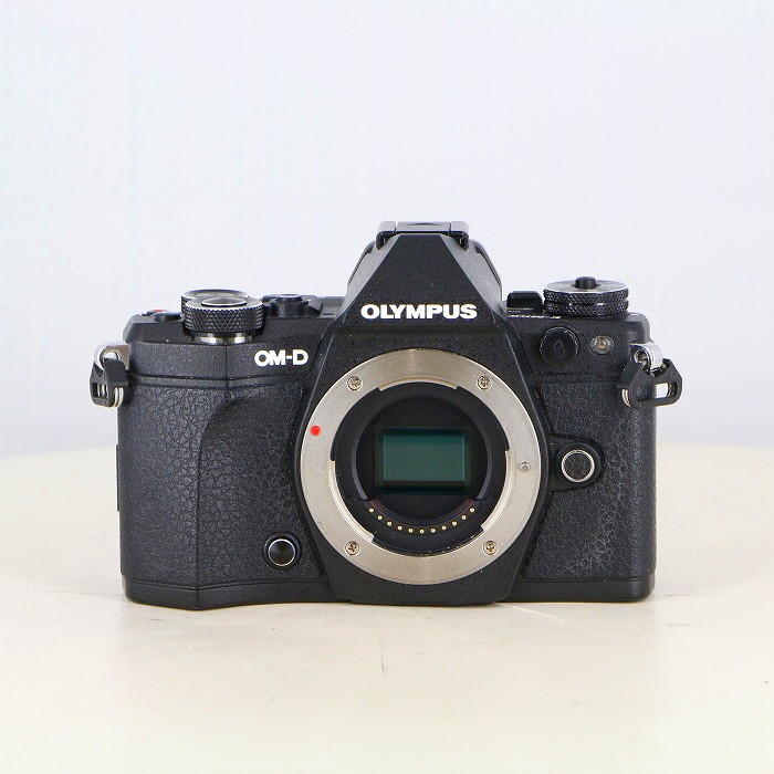 デジタルカメラ Olympus OM-D E-M5 USED: Olympus OM-D E-M5 Mark II Camera