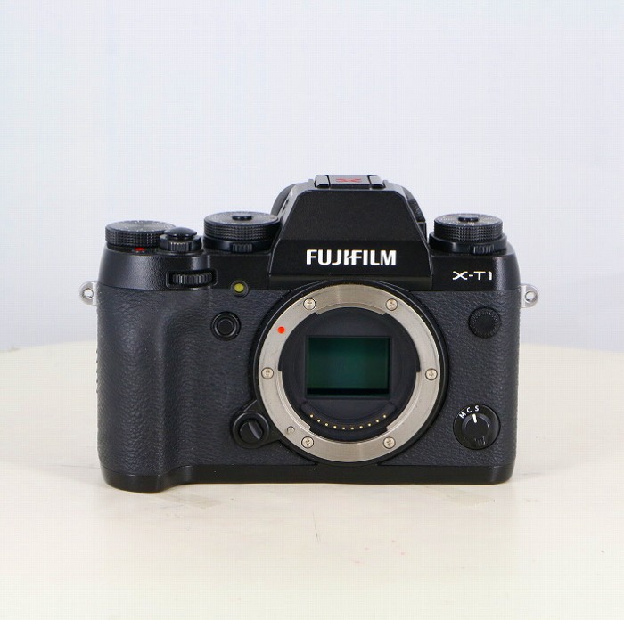 値下げ！フジフイルム FUJIFILM X-T1 ボディ ブラック（中古美品） フジフイルム X-T1 ボディ ブラック | ミラーレス一眼
