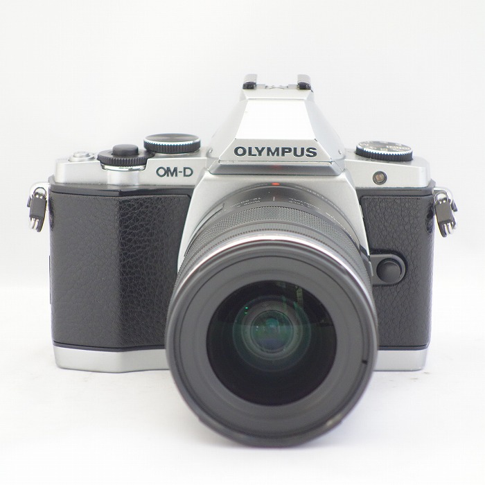 OLYMPUS OM-D E-M5 レンズキット SLIVER