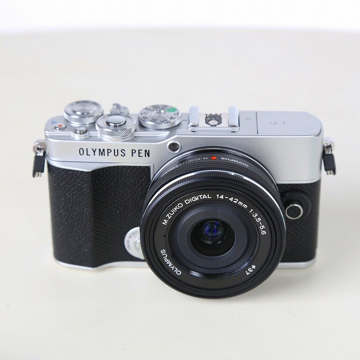 中古】(オリンパス) OLYMPUS E-P7 14-42EZレンズキツト シルバー