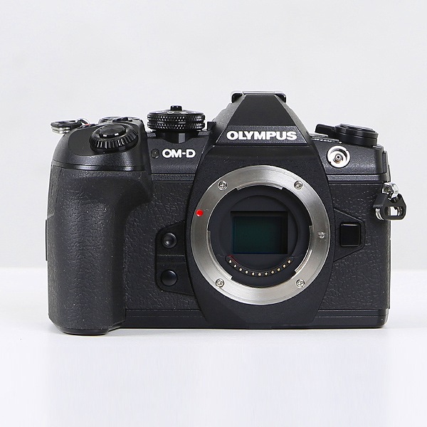 中古 オリンパス Olympus オリンパス Om D E M1 Mark2 ボデイ ナニワグループオンライン