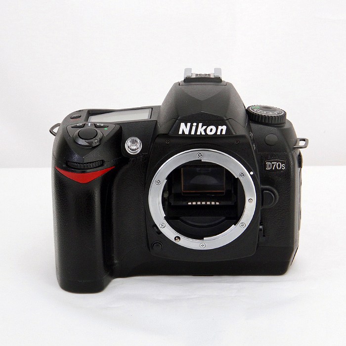 d70 price