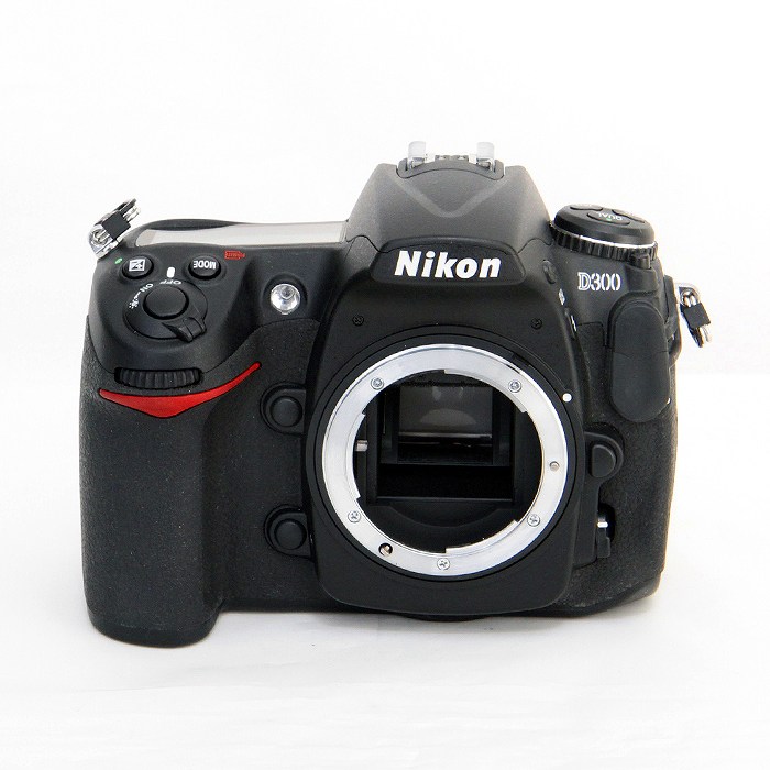 中古】(ニコン) Nikon D300 ボデイ: 【中古】デジタルカメラ カメラの