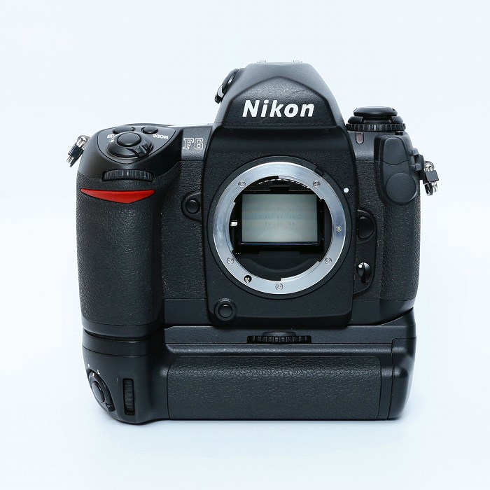 美品　Nikon  F6 ボディー+MB-40+元箱　付属品　解説書付き