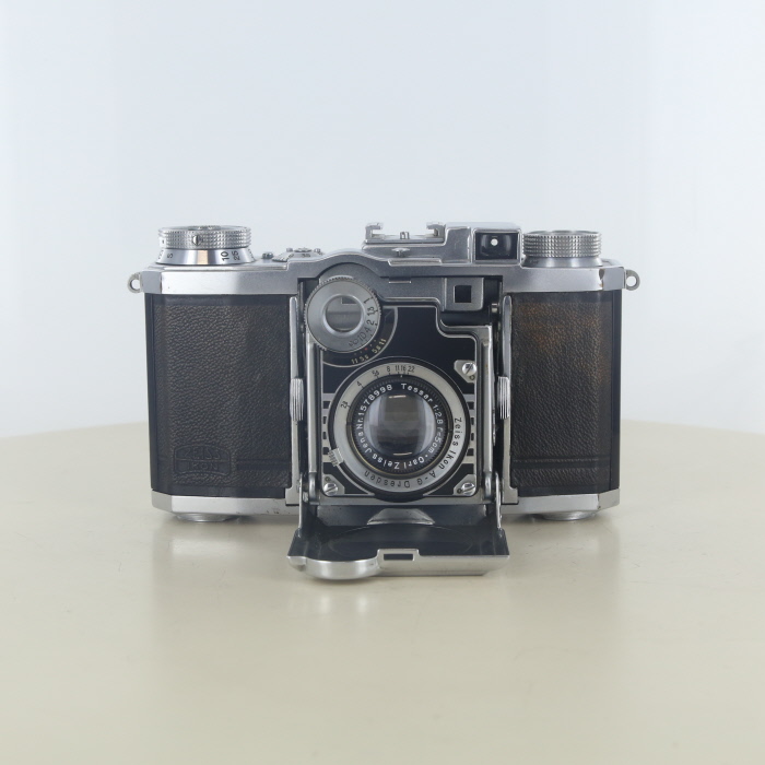 �y���Áz(�J�[���c�A�C�X) Carl Zeiss �X�[�p�[�l�b�e��II(�N���[��)