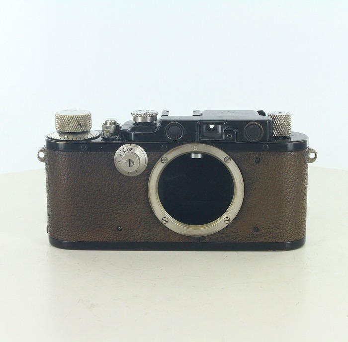 yÁz(CJ) Leica DIII BK