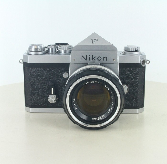 yÁz(jR) Nikon FACx  + I[g50/1.4
