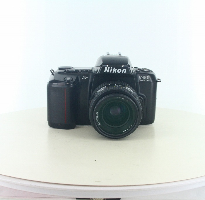 yÁz(jR) Nikon F601+AF35-70