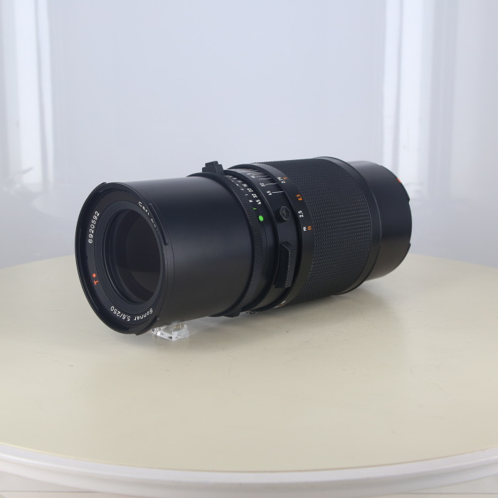 �y���Áz(�n�b�Z���u���b�h) HASSELBLAD �]�i�[ CF 250/5.6
